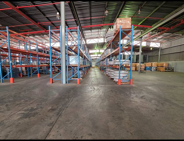 5,057M² WAREHOUSE FOR SALE IN CITY DEEP